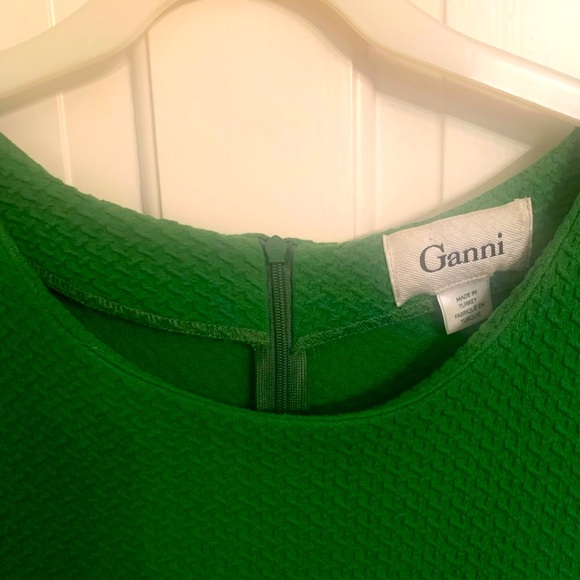 Anthropologie green pleated short sleeve dress. - Picture 3 of 4